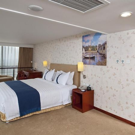 Holiday Inn Express Tianjin Dongli, An Ihg Hotel מראה חיצוני תמונה