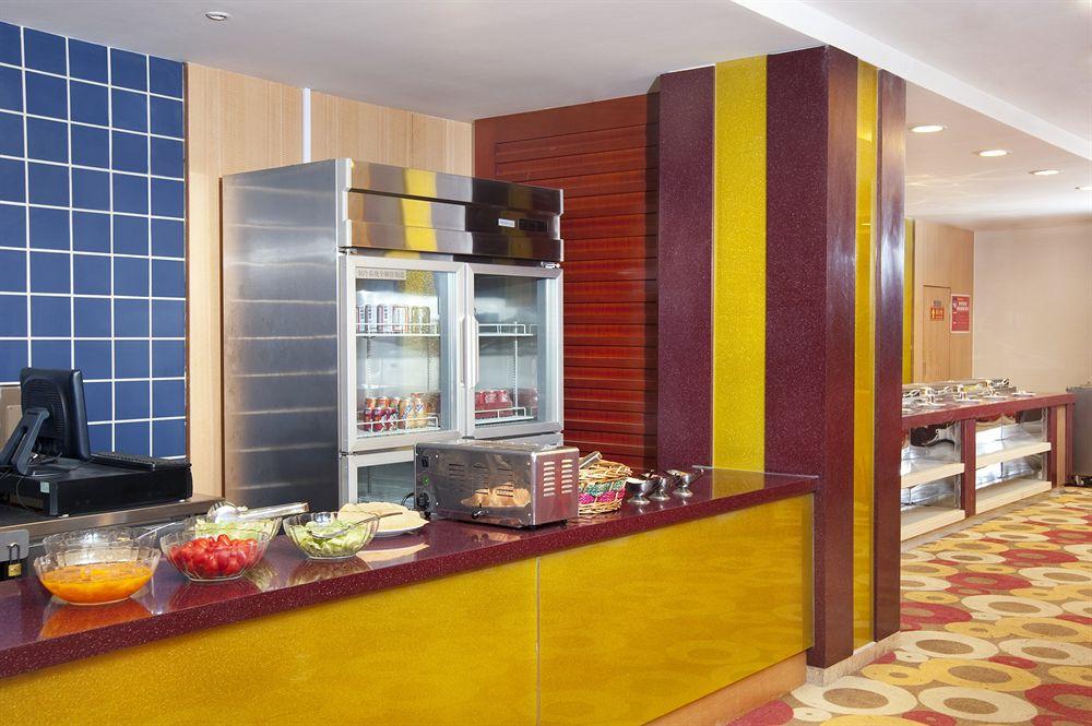 Holiday Inn Express Tianjin Dongli, An Ihg Hotel מראה חיצוני תמונה