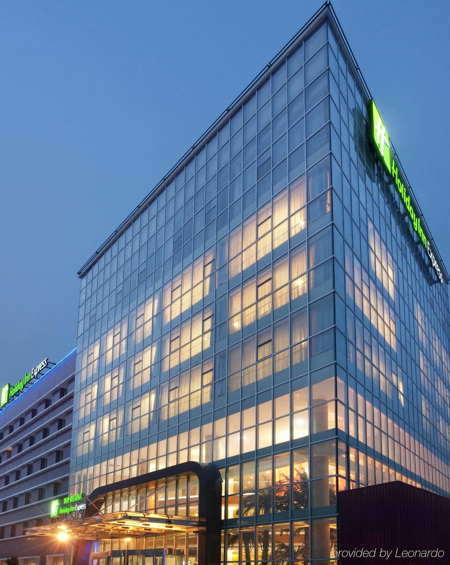 Holiday Inn Express Tianjin Dongli, An Ihg Hotel מראה חיצוני תמונה